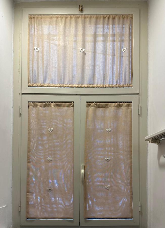 Boat Apartment Napoli Bagian luar foto